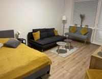 City Ela Center - B&B