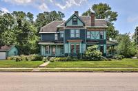 NEW Grand Historic Home - 4 Mi to WEC! - Ferienwohnung