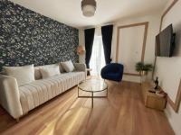 Lungomare Apartments - B&B Petrovac na Moru