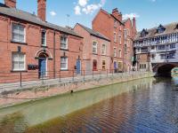 B&B Lincoln - Modern Apartment in Central Lincoln - Bed and Breakfast Lincoln