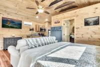 The Cottage At Greenbriar Creek - Pickleball Court, Creek, WIFI, Mountain Views, Starting at 79" - Chambres d'hôtes Cosby