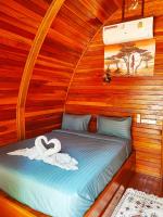 Bungalow - Water Front 