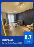 Cosy, modern Apartment - Ferienwohnung Darlaston