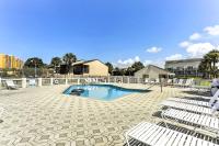 PCB Condo with Pool and Grill Access - Walk to Beach! - Chambres d’hôtes Panama City Beach
