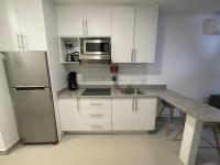 2br aptSurrounded by history with Modern Amenities - B&B Panama City