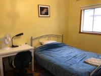 A single room near the railway station - B&B Melbourne