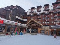 APPARTEMENT 1 Chambre 5 Personnes L'OURS BLANC à L'ALPE D'HUEZ - B&B L'Alpe d'Huez