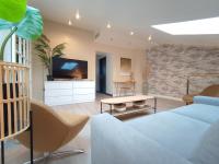 LE MARQUIS - T3 Standing 100m2 250 mètres du Port - B&B Marsiglia