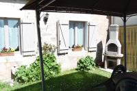 Gîte La Roussette 3 étoiles - B&B Fresnes