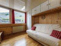 Charmant Studio Pour 2 Personnes, Rénové, au Pied des Pistes et au Centre des Menuires - FR-1-574-12 - B&B Les Ménuires