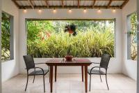 Ginger Mango Garden Cottage - Beach-5min Drive, 1 hr Montego Bay, 25 mins Ocho Rios - B&B Runaway Bay
