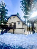 Perfect Ski Rental 2 blocks from Village Gondola - B&B Mammoth Lakes