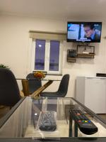 One-Bedroom Apartment prints 1 floor