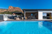 Afa proche Ajaccio, magnifique villa avec piscine privée 8 personnes - B&B