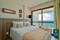 Quarto e Sala com vista mar e comodidades modernas - B&B Salvador