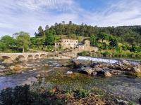 Le Moulin du Temps -chambres et lounge bar au bord de la rivière - Ferienwohnung