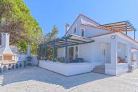 B&B Volissós - Picturesque Gated Beach-Front Private Villa at Lefkathia Beach, Chios! - Bed and Breakfast Volissós