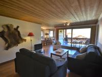 Appartement de standing calme, proche des pistes, avec balcon, terrasse, et garage privé aux Gets - Chambres d'hôtes Les Gets