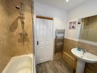 Marine Apartment Whitley Bay Seaside Location Free Onsite Parking - B&B Whitley Bay