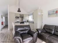 Sea-Renity - Part of the The Bay Filey Holiday Village with pool, gym and direct beach access, pub, restaurant, tennis and meadows walks - Chambres d'hôtes Filey