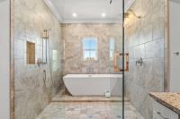 Waterside Villa With Award Winning Design And Pool - B&B Destin