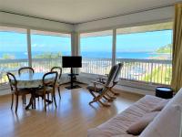 Appartement VUE SUR MER avec terrasse, plage de Trestraou à PERROS-GUIREC - Réf 960 - B&B
