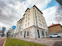 Studio steps from Nivy & Main Bus Station - B&B