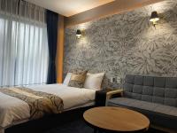 GRAND BASE Mojiko Ekimae - Bed and Breakfast Kitakyushu