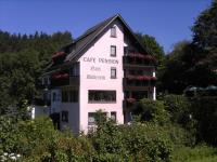 Cafe-Pension Waldesruh - B&B Willingen