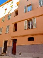 Very cosy flat in heart of Old Town of Nice near beach - Chambres d'hôtes Nice