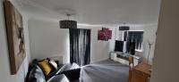 Greenhithe Cosy Apartment, Netflix and Sport Channels - Chambres d’hôtes