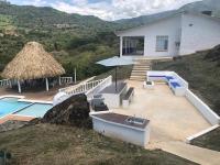 Casa La Felisa hospedaje campestre Pandi cundinamarca - B&B