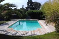 Jolie villa avec piscine à 6 kms des plages - Ferienwohnung