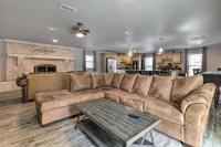 Inviting Gulfport Home w/ Private Pool & Yard - Bed and Breakfast Gulfport