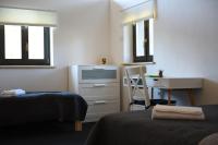 Standard Twin Room with Mountain View