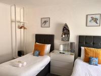 Room 1 Twin Room En-suite
