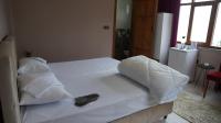 Triple Room with Garden View