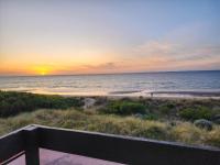 B&B Frankston - Sandy Shores Estate- Long Island - Bed and Breakfast Frankston