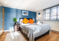 B&B Hove - St Helens Studio with Free Parking by My Getaways - Bed and Breakfast Hove