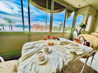 East Luxor Apartments with Nile views - Ferienwohnung Jazīrat al ‘Awwāmīyah