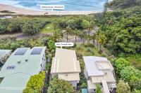 Mooloomba One by Discover Stradbroke - B&B Point Lookout