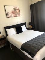 Comfort Dreibettzimmer mit Dusche