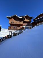 Chalet Topaz - 18 Couchages Sur les Pistes avec Services - Bed and Breakfast