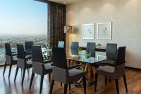 Ambassador King Suite with City View - High Floor