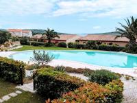 Boutique Apartment no 24 with Sea View and large Pool - B&B Porto Pozzo