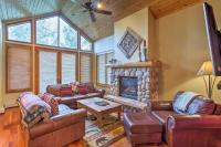 B&B Steamboat Springs - Steamboat Springs Townhome 1 Block to Ski Lifts! - Bed and Breakfast Steamboat Springs