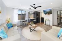 King Fully Equipped One Bedroom Apartment