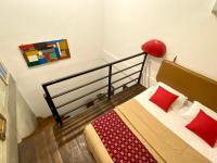 B&B Kejayan - Coffee Room, Loft Mezzanine Room at Pulung House - Bed and Breakfast Kejayan