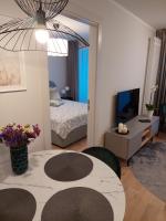 Albatross Apartment Romantic - Ferienwohnung Ķesterciems