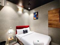 B&B Mumbai - Hotel Eros - Near Mumbai International Airport T2 - Bed and Breakfast Mumbai